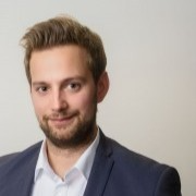 Bálint Vass - MET Group